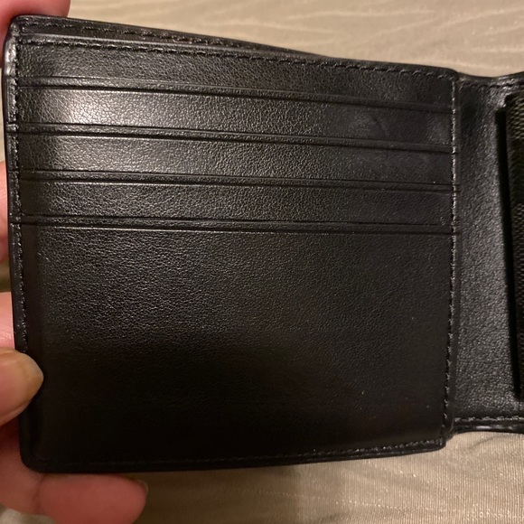 ✅Men’s Coach Double Wallet new with tags 🏷 !!!!!✅ - Picture 5 of 10